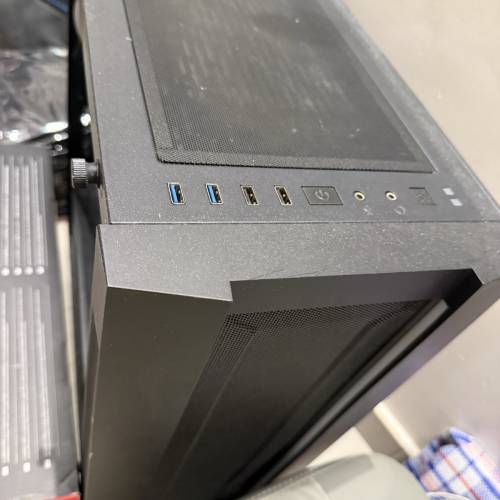 Sharkoon CA200M機箱+Enermax LIQMAX III ARGB 360水冷