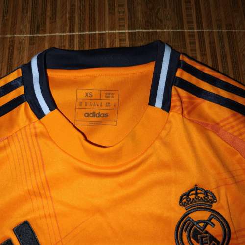 皇馬real madrid 作客橙色球衣/波衫 - XS