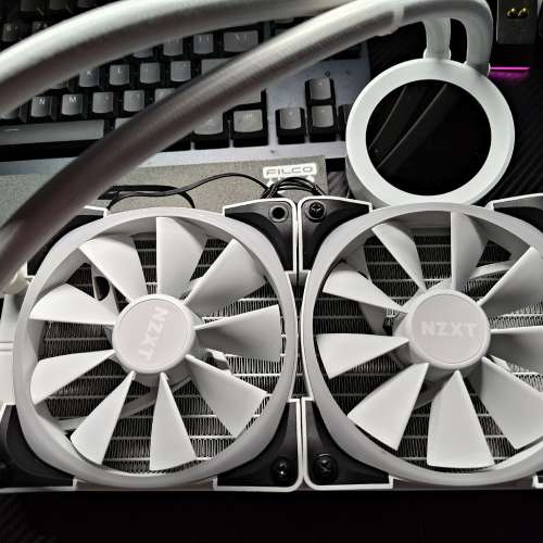 NZXT Kraken Z53 White 240mm 水冷散熱器
