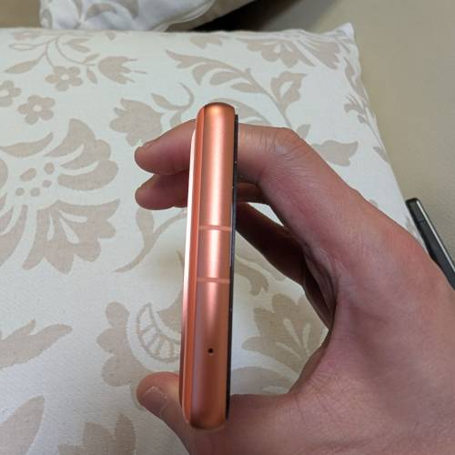 Google pixel 7a 橙色 日本限定版