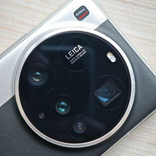 90%新 小米 15 Ultra 16+1TB 水貨國行 銀黑色 Leica 四鏡頭 15Ultra 連Fotogear金屬...