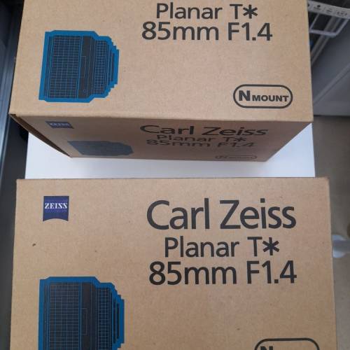 已售清 ( 聖誕秒閃價 ) 100%全新 Contax N Planar T* 85mm F/1.4 Lens ( 連全新纸盒 )