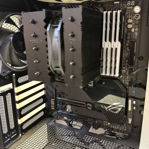 Intel 10900k Asus maximus xii hero hero wifi 64GB ram