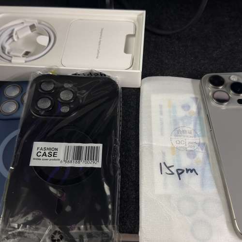 iphone 15 Pro Max 256GB 原色 港版