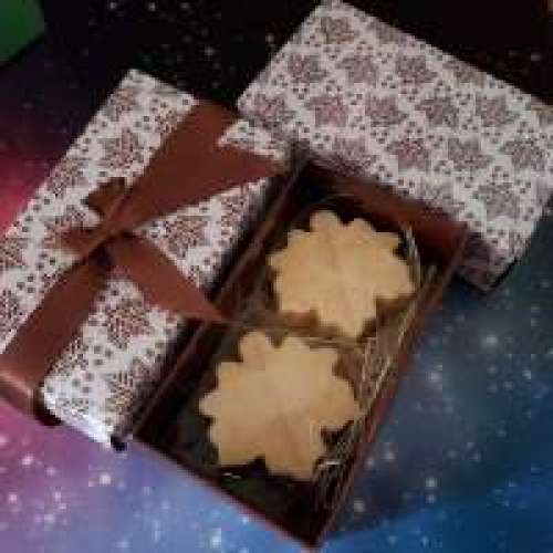 貝殼形香皂＋楓葉形香皂(可擺設亦可用)