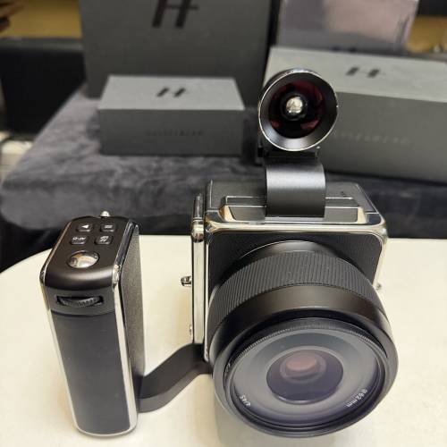 Hasselblad 907x &CFV II 50C with 45mm f4 P