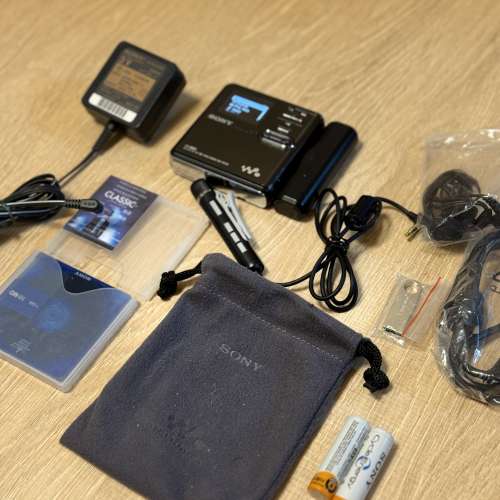 Sony旗艦Hi-MD隨身聽MZ-RH10 黑色屏幕顯示正常