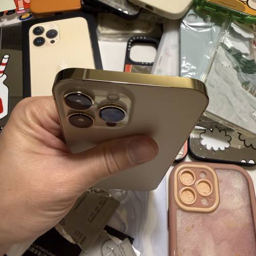 Apple iPhone 13pro max 256gb 金色9成新電池79 ％