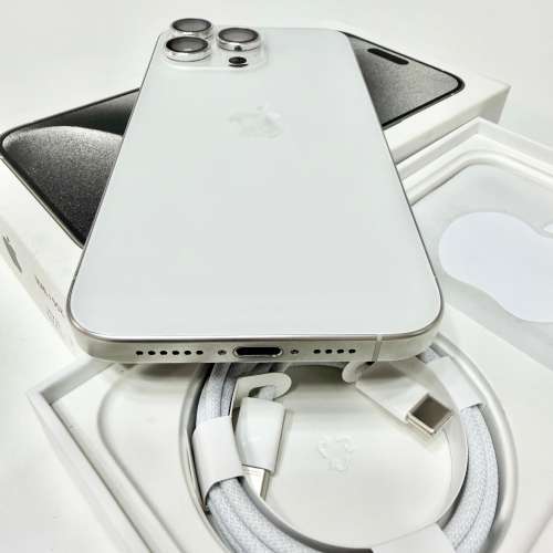 香港行貨IPHONE 15 PRO MAX 256GB 白色