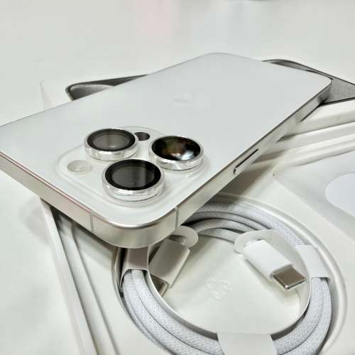 香港行貨IPHONE 15 PRO MAX 256GB 白色