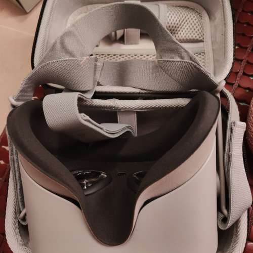 oculus VR headset