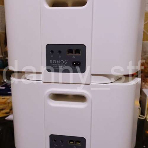兩個 港行 Sonos Play:5 Play 5 Gen 1 Wifi 串流 Hi-Fi 音響喇叭(其中一部低燥聲較...