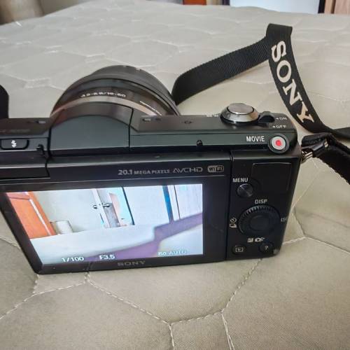 Sony a5000 and Sony 16-50mm lens