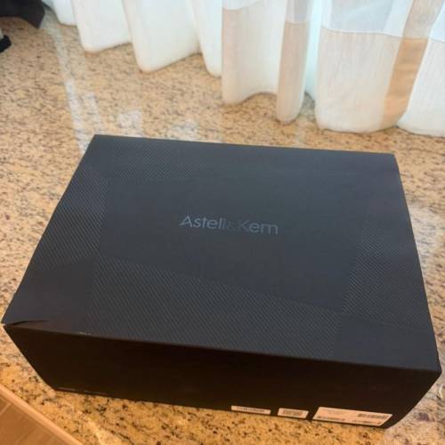 Astell & Kern SP4000 SS(銀色）