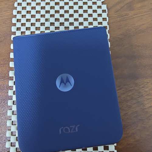 Moto Razr 60 12+512G 藍色 國行 有google