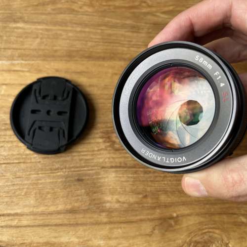 Voigtlander Nokton 58mm f/1.4 SL Lens (Pentax K Mount)