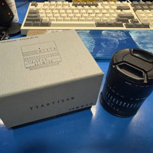 TTArtisan APS-C 50mm f/0.95 (Sony E 卡口)