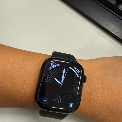 Apple Watch s10 black 46mm with long Apple care