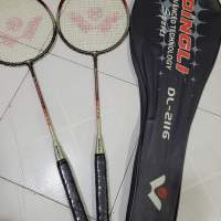 DINGLI  DL2116  羽毛球拍一對二支 屯門良景村取。