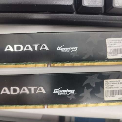 ADATA DDR3 1600 2GB兩條