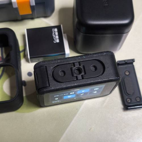 Gopro 12
一機兩電一充