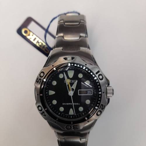 全新Vintage 2001 Seiko SHC047 Air Scuba 200meters Quartz Watch ( 39mm )