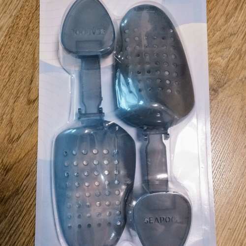 Sea Pool 活動鞋撑 ..... !!  * 防止鞋子變形 * 可調節長度 * 將軍澳站交收