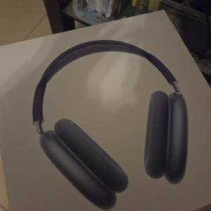 AirPods Max Blue 2024