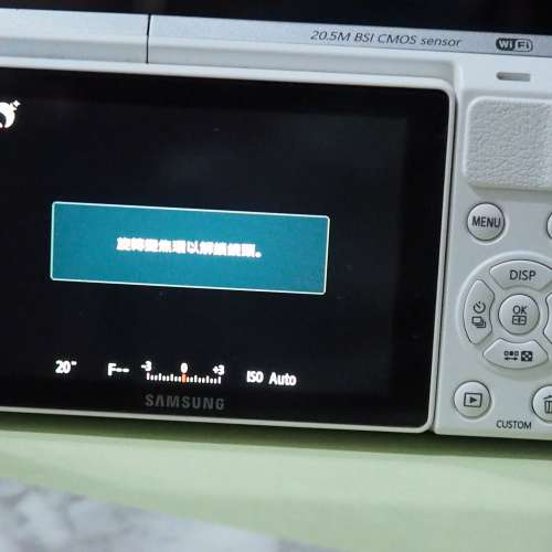 SAMSUNG NX MINI M WIFI ,20.5 素像, CMOS SENSOR, (淨機身/支鏡不能自動對焦,可以...