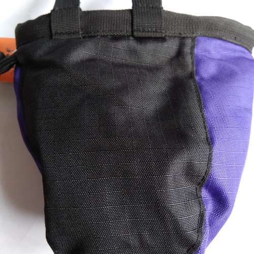 輕便小腰袋,質料良好。