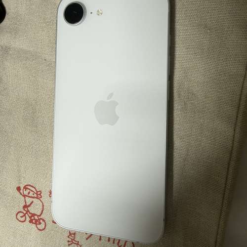 99.9%new iPhone16E  128gb 有原廠保養 電池健康100%