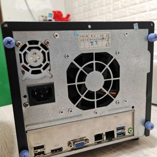 星際蝸牛A款電腦 NAS J1900