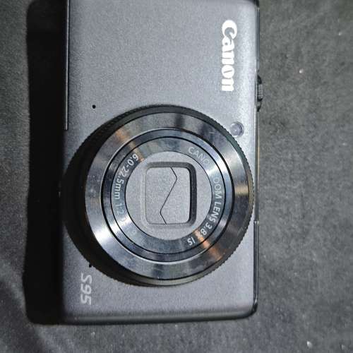 canon S95 CCD 冇盒冇單冇證 跟2電一充連手繩 98%以上新功能全正常 送記憶卡 讀卡器...