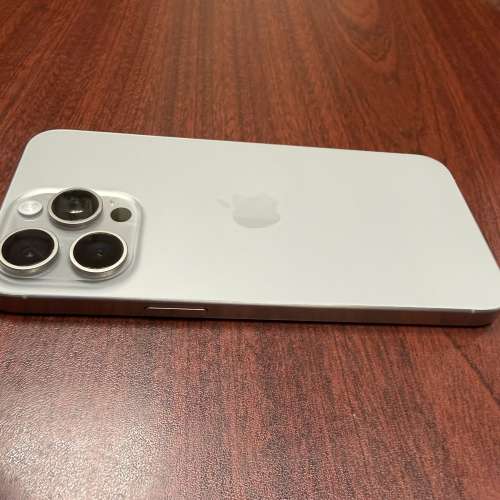 I phone 15 pro max 256b