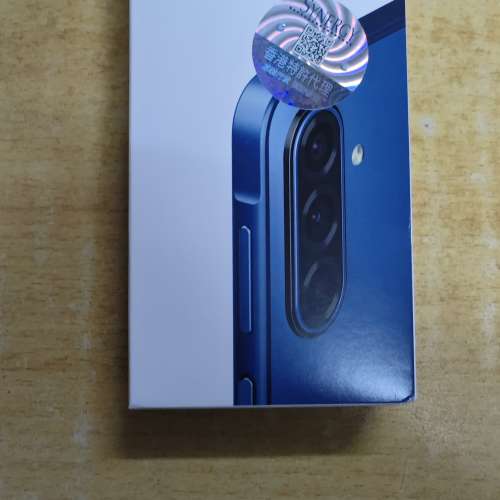 全新未開封 香港行貨 Samsung A17 5G 6GB +128GB 藍色 老人機 小孩機