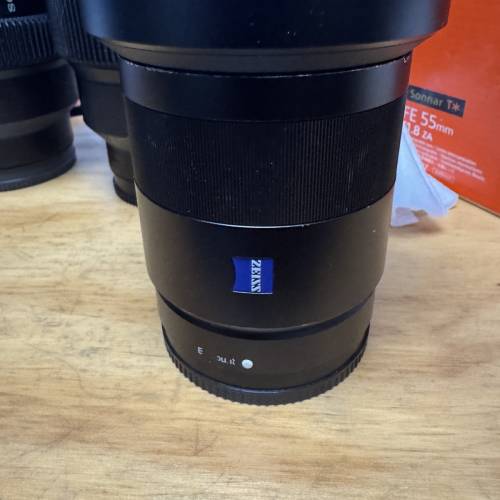 外觀75新 sony zeiss 55mm f1.8 za fe  (sel55f18z)