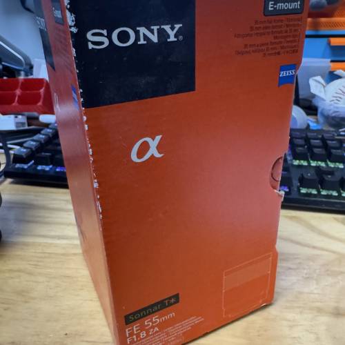 外觀75新 sony zeiss 55mm f1.8 za fe  (sel55f18z)