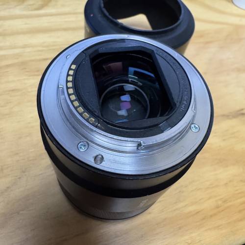 外觀75新 sony zeiss 55mm f1.8 za fe  (sel55f18z)