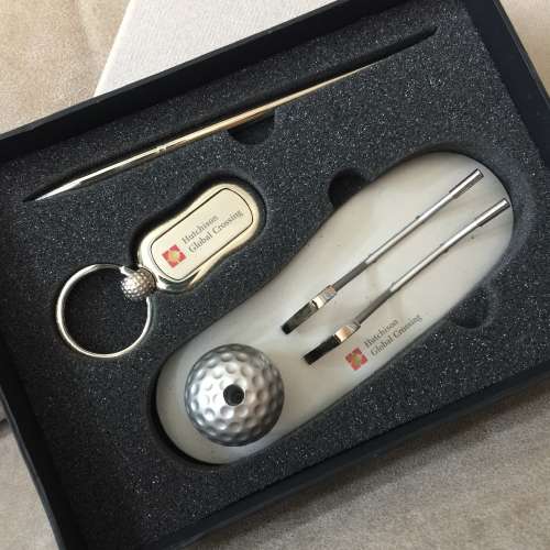 🖊 HUTCHISON GLOBAL CROSSING Desktop Pen Card Stand Keychain Set NEW 全新 桌上 ...