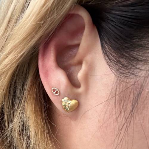 18k金豬鼻擰螺絲耳釘