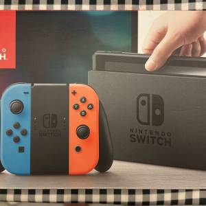 Switch 1 任天堂遊戲機套裝 行貨 99%新 全新一樣 只試玩了幾次便放回盒中 所有配件...