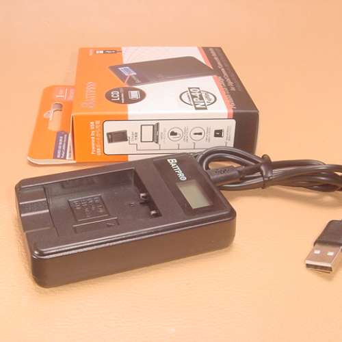 DLI-102 NP-40 np40 KLIC-7005 D-LI8 D-Li85 SLB-0737 SLB-0837充電器合Fujifilm F4...