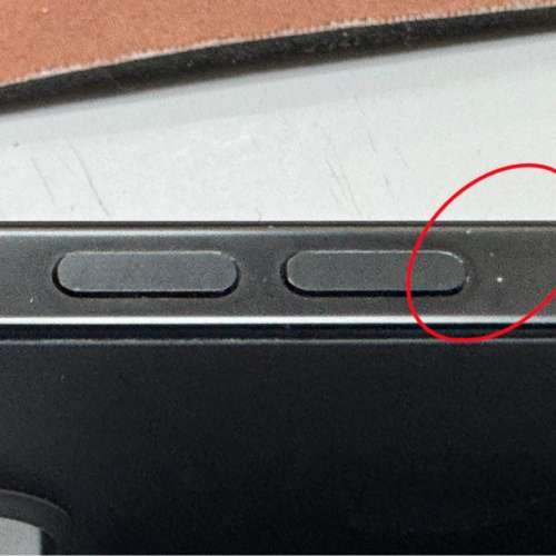 Apple iPhone 16 Pro，256GB 儲存空間。電池健康度96%