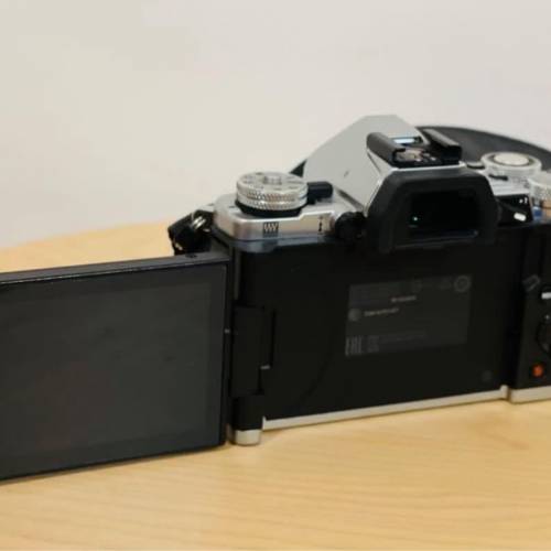 Olympus OM-D E-M5 Mark II 機身，沒盒