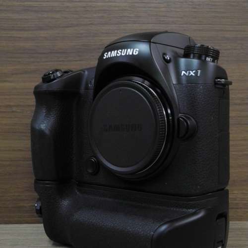 Samsung NX1 連 原直倒