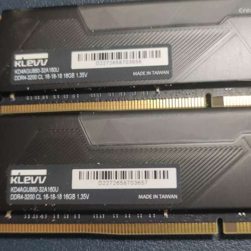 KLEVV Bolt X DDR4 3200 32GB Kit (2x16GB) (KD4AGU880-32A160U)