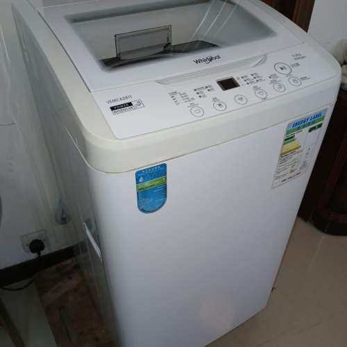 8成新Whirlpool惠而浦珍珠白洗衣機