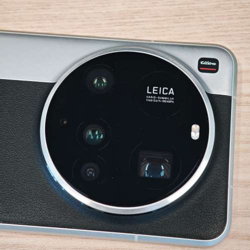 90%新 小米 15 Ultra 16+1TB 水貨國行 銀黑色 Leica 四鏡頭 15Ultra 連Fotogear金屬...