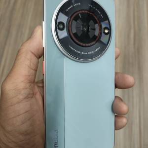 努比亚小牛 12+256g