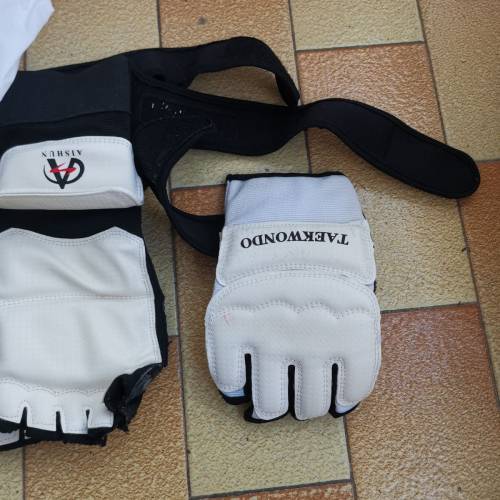 跆拳道護甲套裝